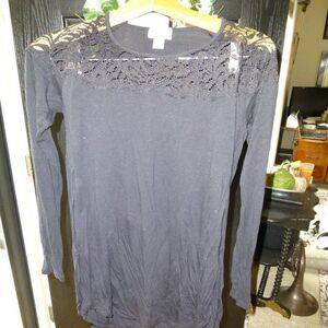 Old Navy Women's XS black knit long sleeve lace insert at neck t-shirt